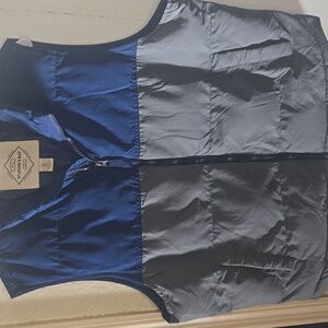 Men’s St John’s Bay Quilted Puffer Vest Large Blue / Gray Full Zip. NVTN 313